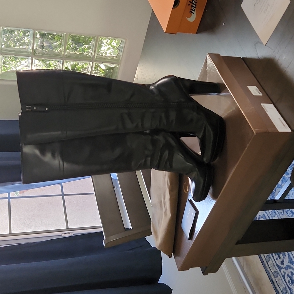 Gucci Boots (black leather)